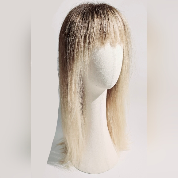 Milano 24" Divine Lace Top Topper Platinum Blonde With Reverse Balayage - Picture 2 of 9